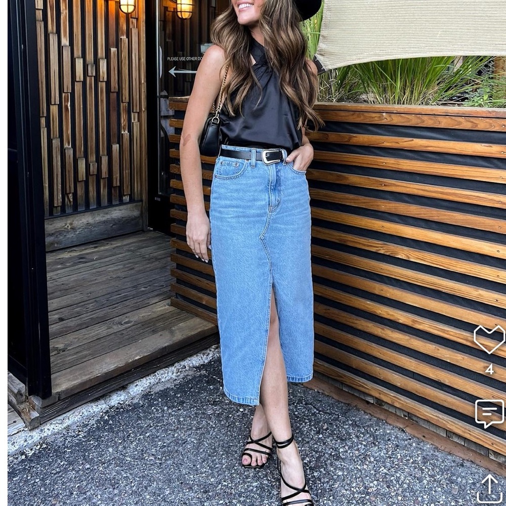 NWT - Abercrombie & Fitch - Denim Midi Skirt Medium Wash